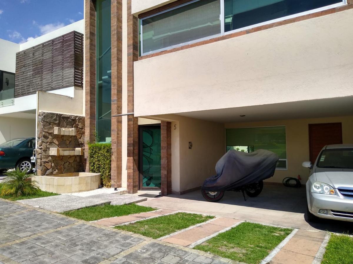 Habitaciones business class en Lomas de Angelópolis Tlaxcalancingo Exterior foto